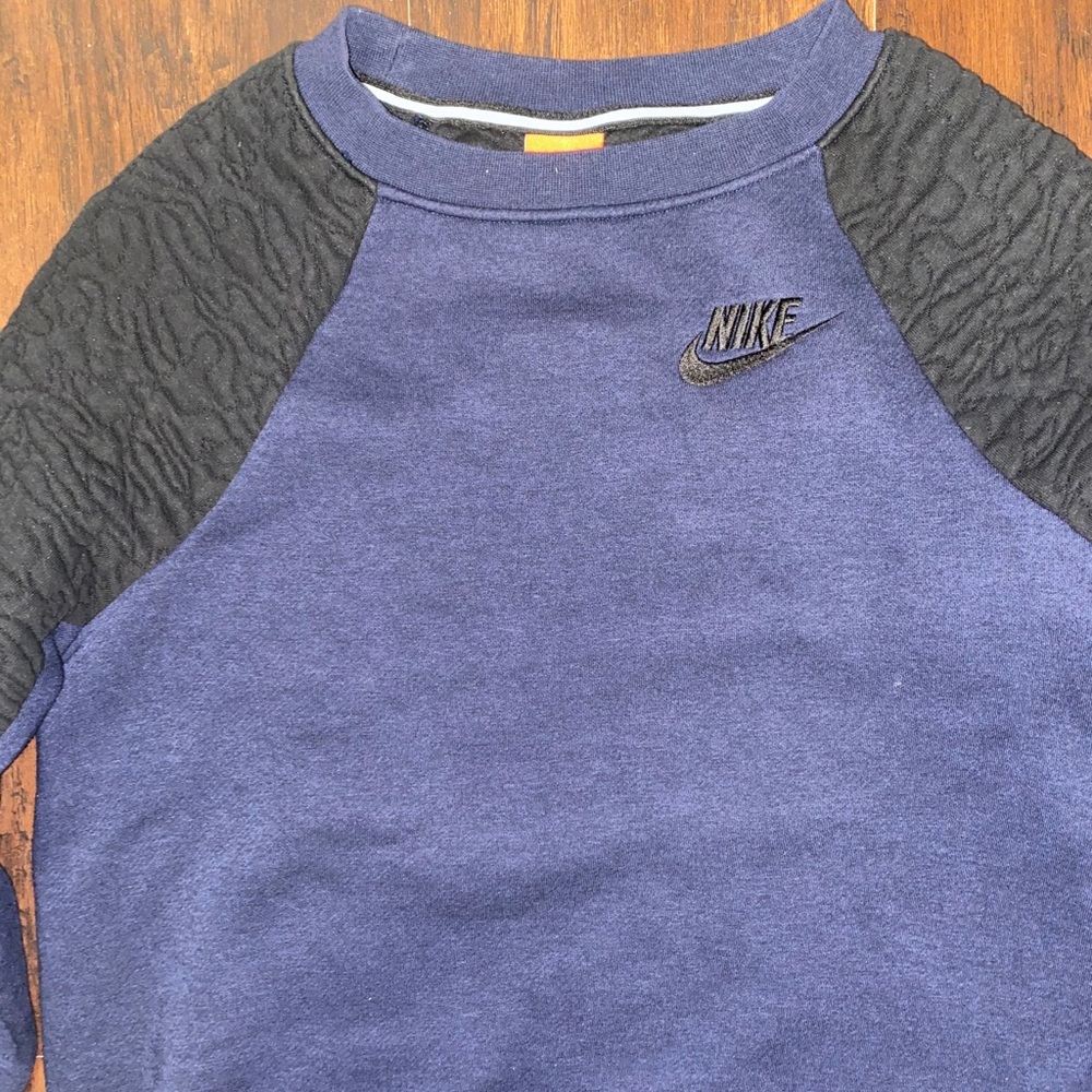 SOLD🛑Nike Tech Navy & Black Men’s Fleece